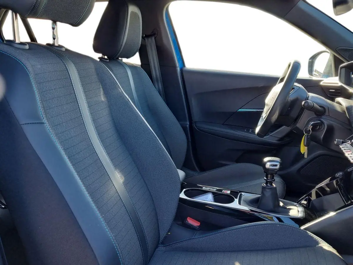Immagine 15 Peugeot 2008