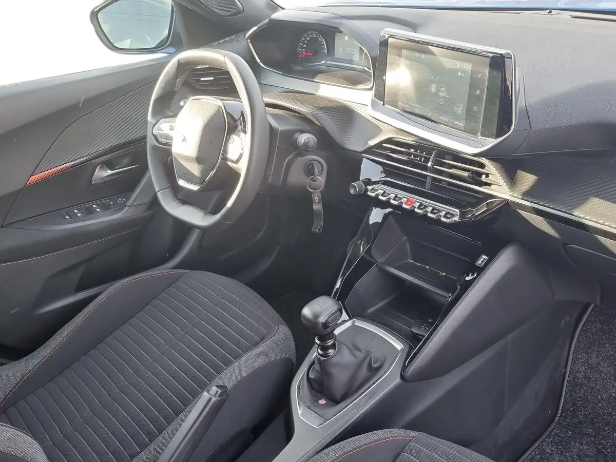 Immagine 14 Peugeot 2008