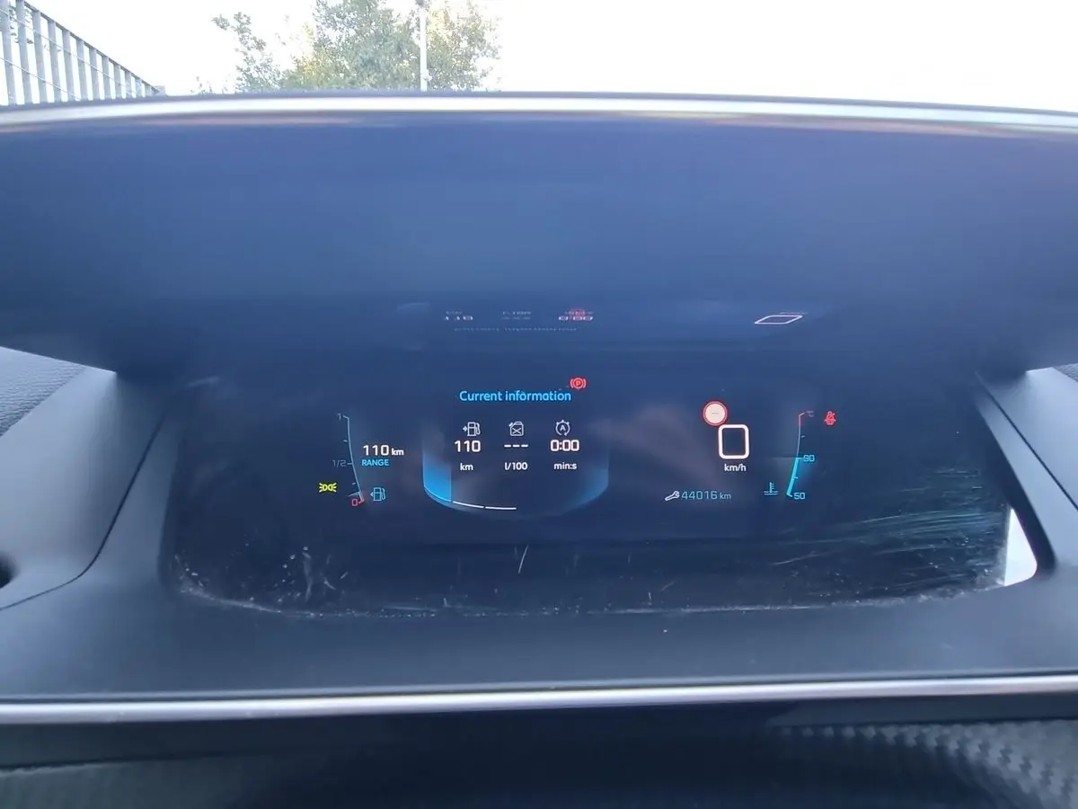 Immagine 12 Peugeot 208
