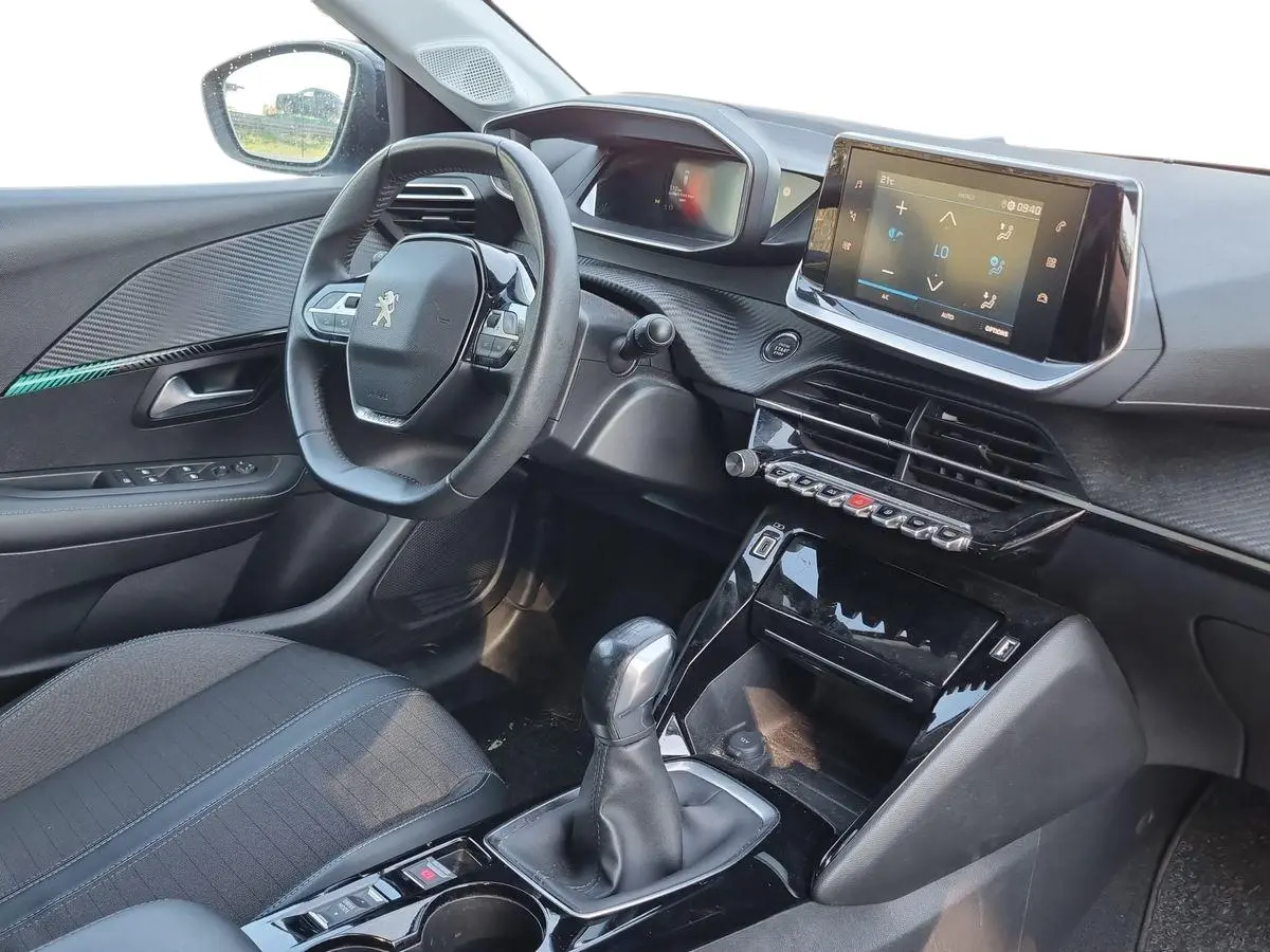 Immagine 14 Peugeot 208