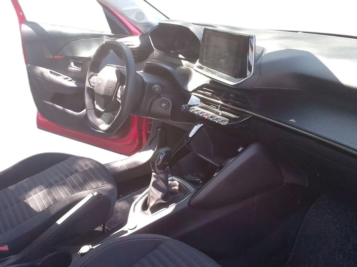 Immagine 14 Peugeot 208