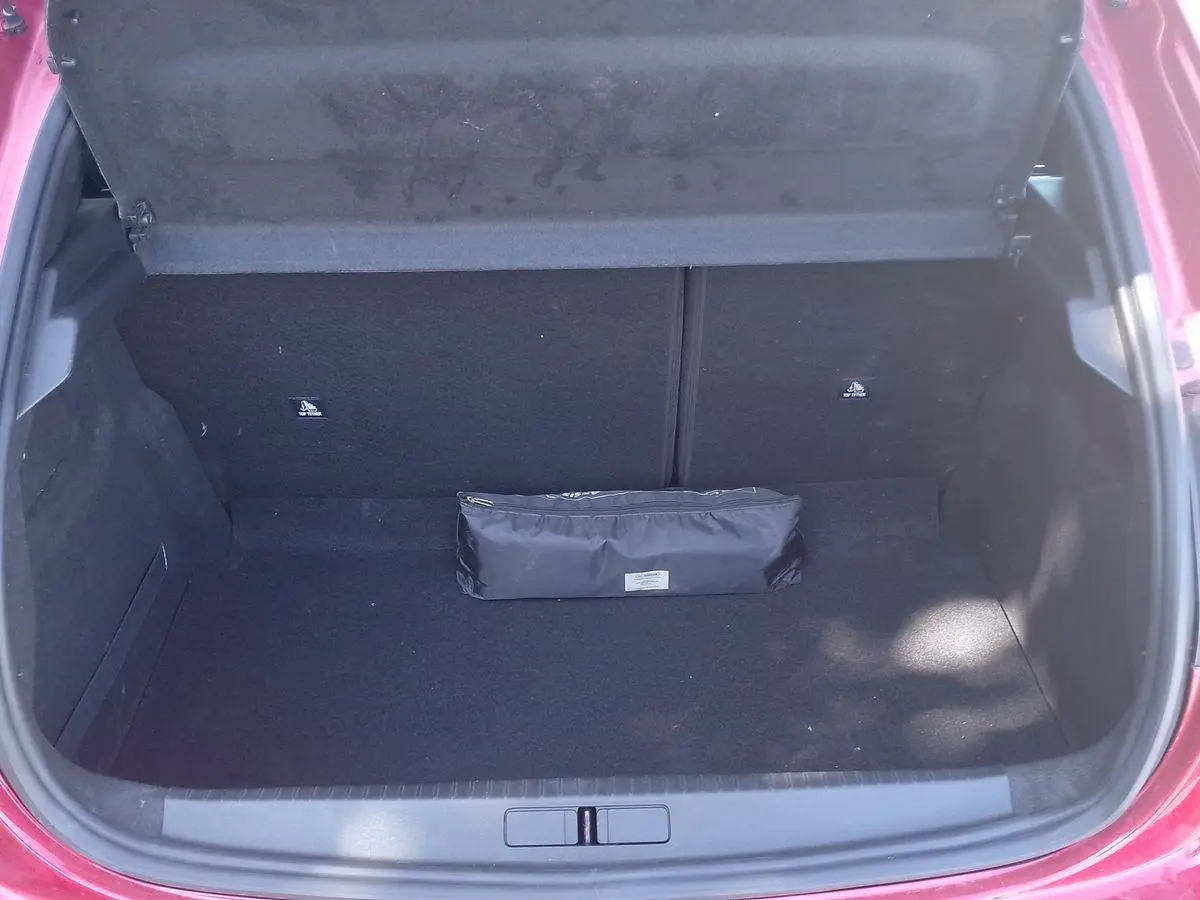 Immagine 7 Peugeot 208
