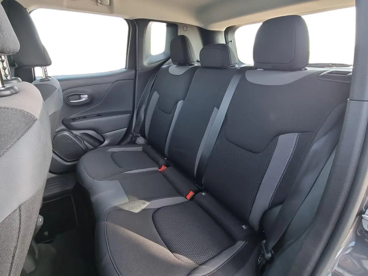 Immagine 13 Jeep Renegade