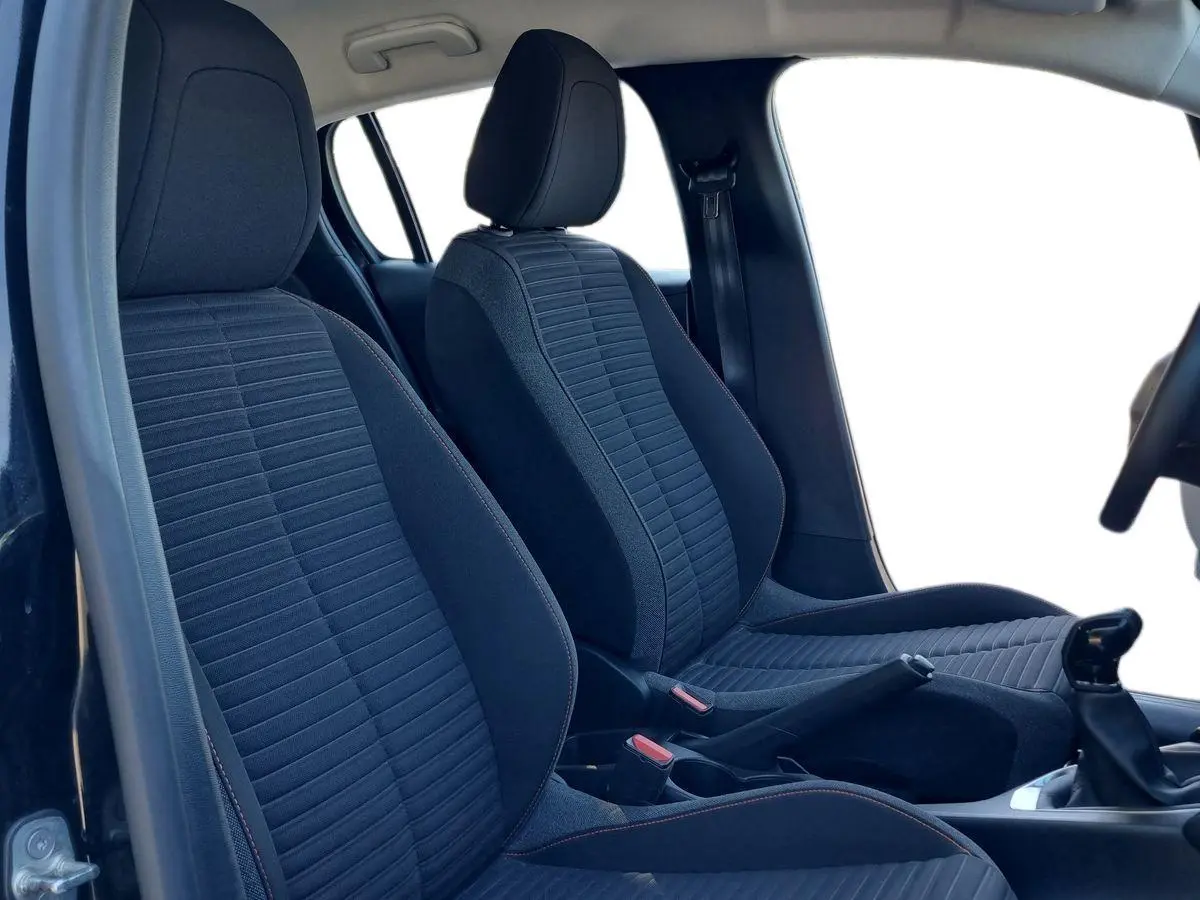 Immagine 15 Peugeot 208