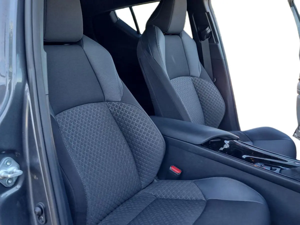 Immagine 15 Toyota C-HR