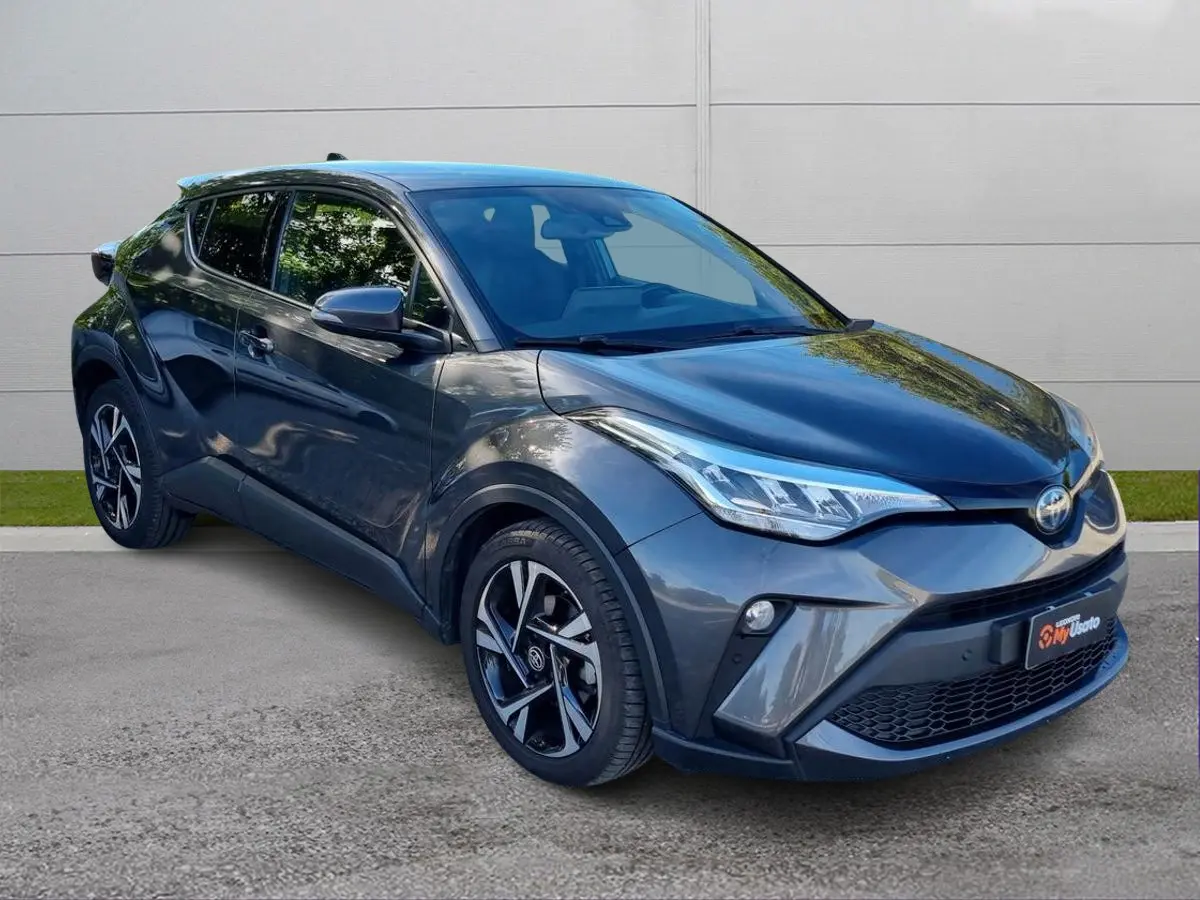 Foto 1 Toyota C-HR