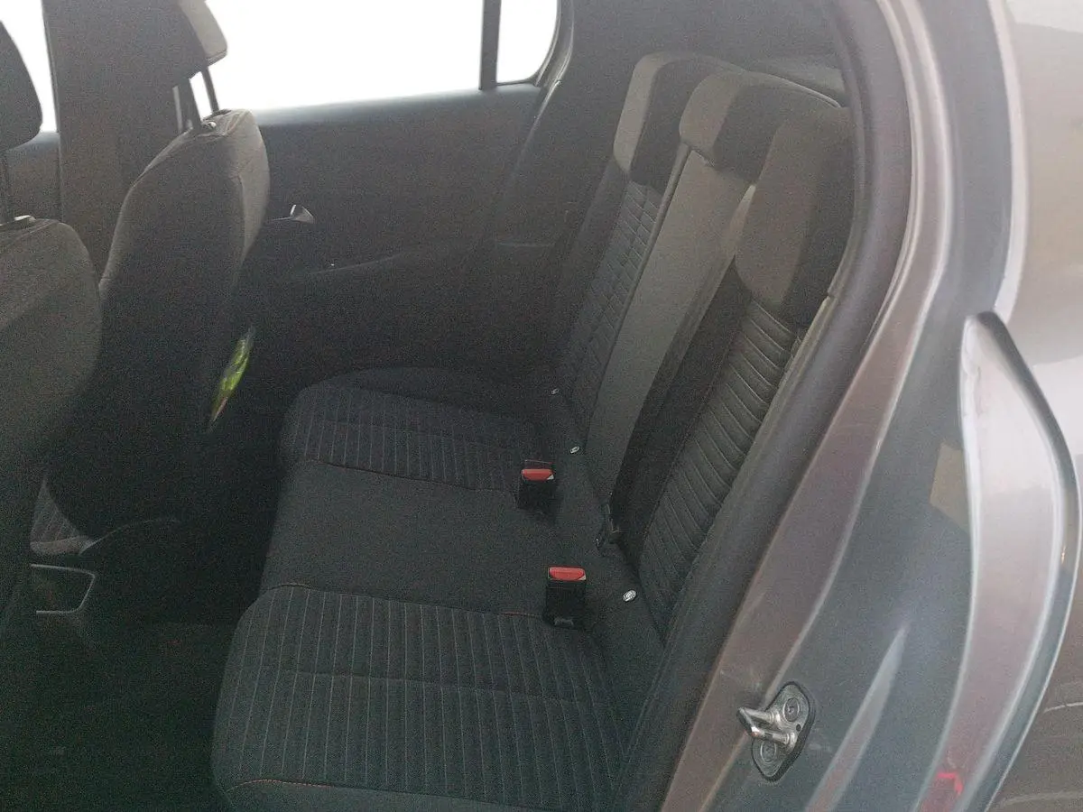 Immagine 13 Peugeot 208