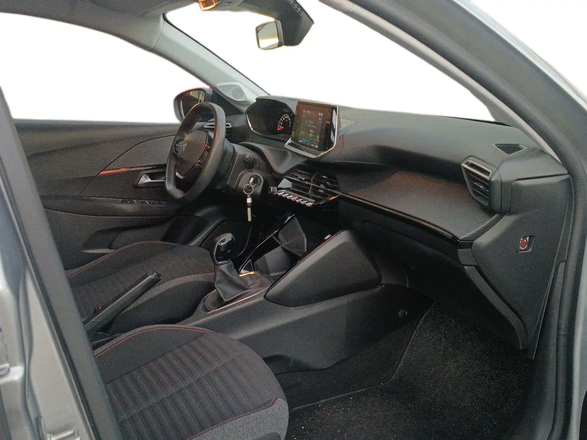 Immagine 14 Peugeot 208