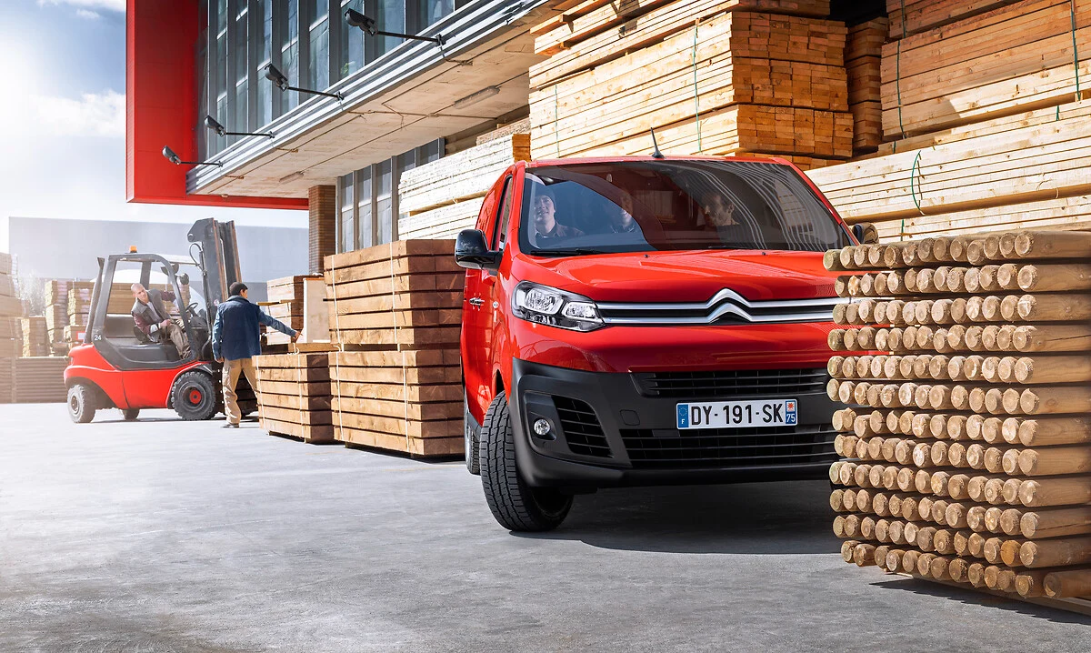 Immagine per Progetta il tuo Citro&euml;n Jumpy